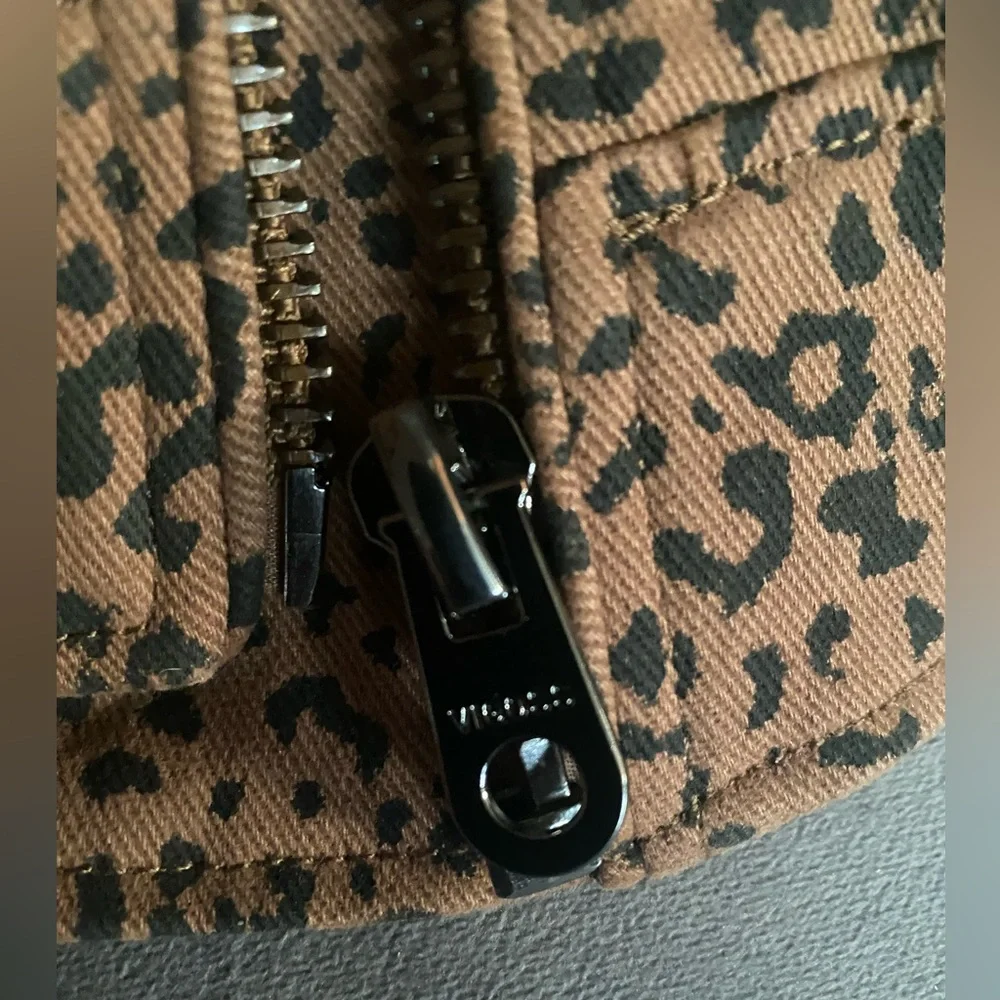 Vigoss pattern zip up jacket - Picture 3 of 4